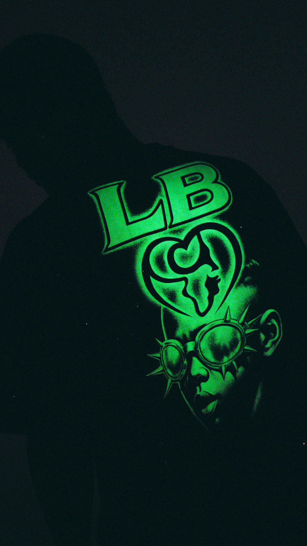 GLOW EFFECT T SHIRT